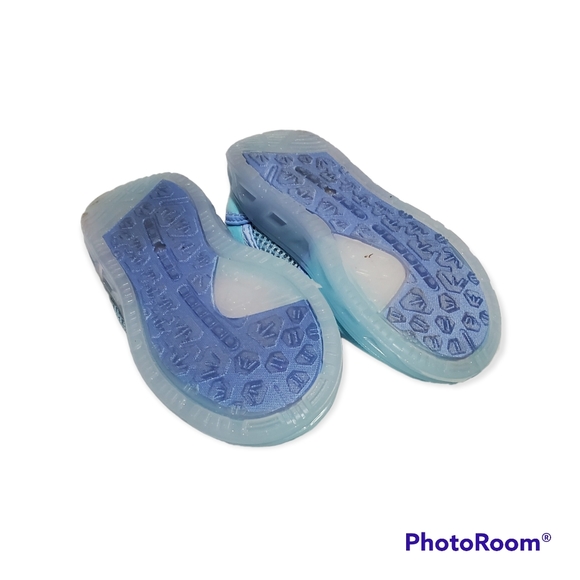 Disney Elsa and Anna Frozen II Disney Princesses Girls Water Shoes Like New - Picture 10 of 16